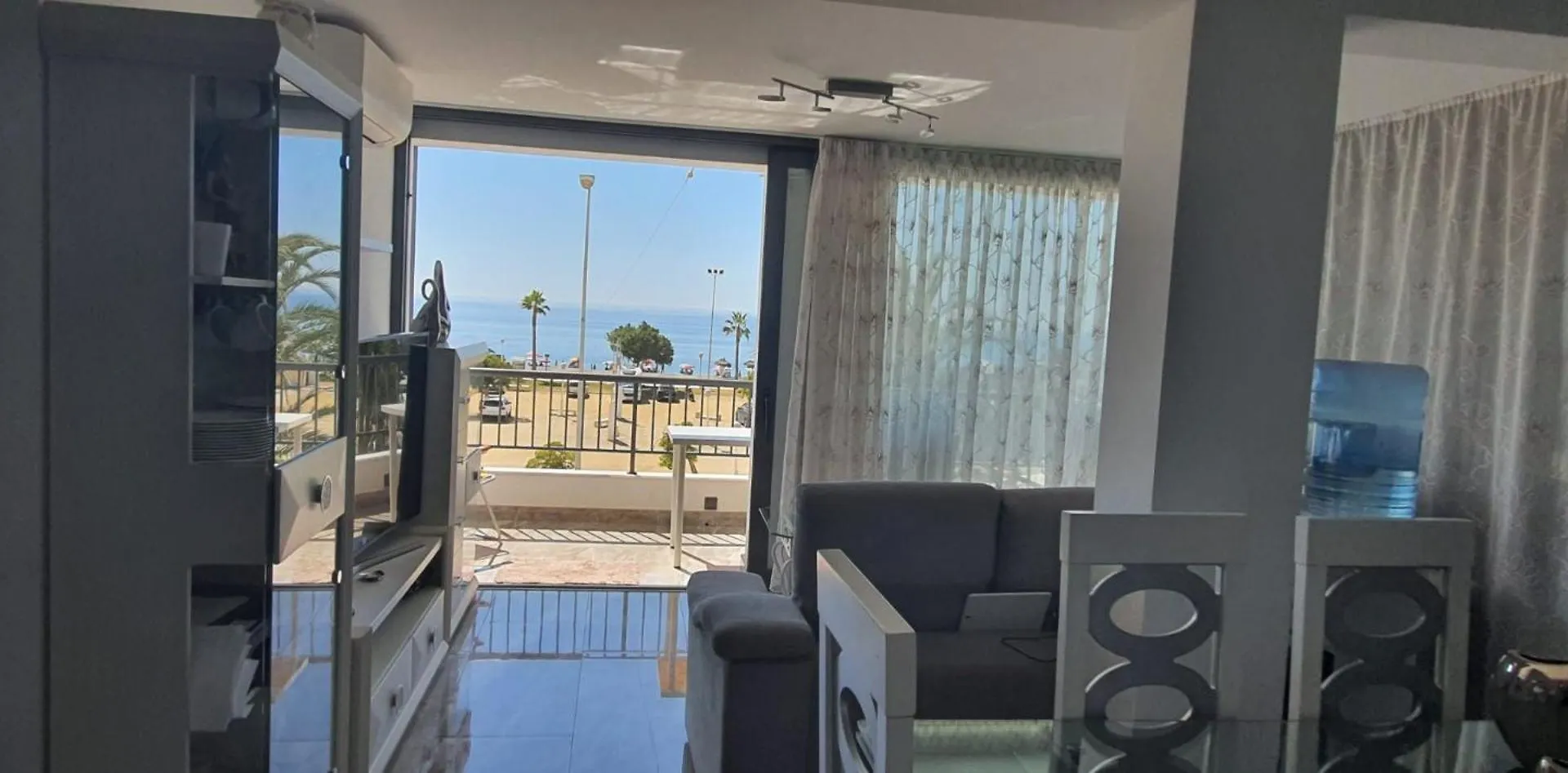 Apartament Frente Al Mar Torre Del Mar